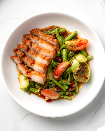 ตำถั่วหมูกรอบ