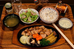 เซต เทปันยากิ หมูบูตะ Buta Pork Teppanyaki Set