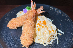 สปาเกตตี เอบิคัตสึซอสครีมเอบิโกะ Spaghetti Ebikatsu with Ebiko Cream Sauce