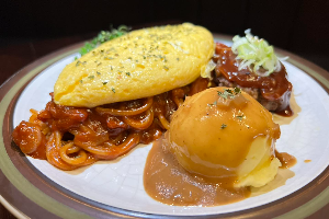 คอมโบ สปาเกตตีนาโปลิตัน แฮมเบิร์ก Spaghetti Napolitan Hamburger Combo