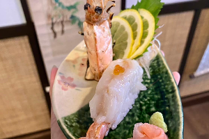 ซูชิ อมาเอบิ (กุ้งหวานญี่ปุ่น) Ama Ebi (Sweet Shrimp) Sushi