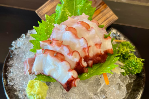 หมึกทาโกะ ซาซิมิ Tako (Octopus) Sashimi