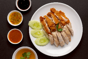 S05 ข้าวมันไก่ผสมต้ม-ทอด
