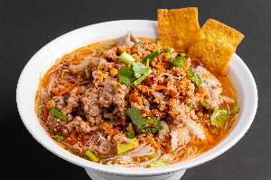 S09 ก๋วยเตี๋ยวต้มยำ