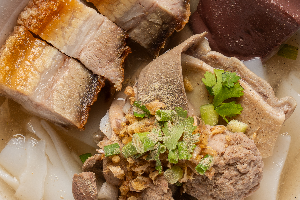 S14 ก๋วยจั๊บน้ำใสสูตรพริกไทย