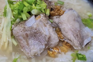 S14 ข้าวต้มซี่โครงหมู