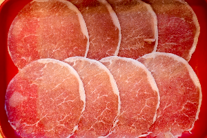 สันนอกหมู / Sliced Pork Loin