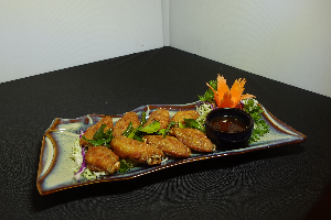 ปีกไก่ทอดน้ำปลา