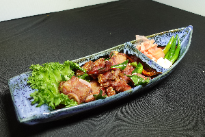 แหนมกระดูกอ่อนทอด