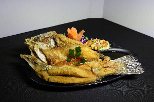 ปลากระพงทอดน้ำปลา