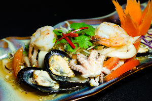 ยำโจรสลัด