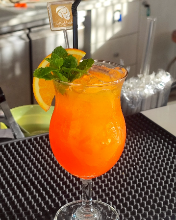 THE ROCK PUNCH