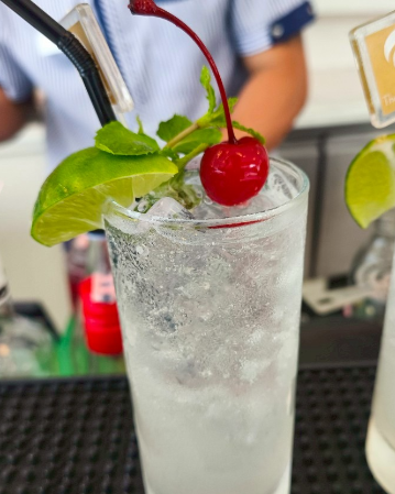 TOM COLLINS