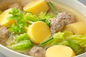 ต้มจืดเต้าหู้หมูสับ