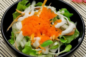 สลัดไข่กุ้ง