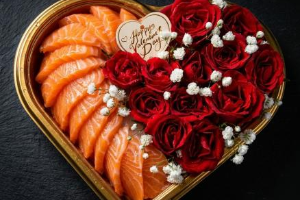 Half Heart Flower (M)