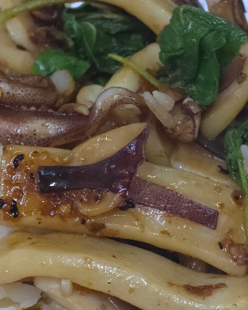 Stir-fried Basil with Squid.