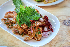 น้ำตกหมู