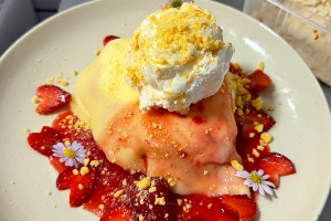 เครปเย็นสตอเบอรี่