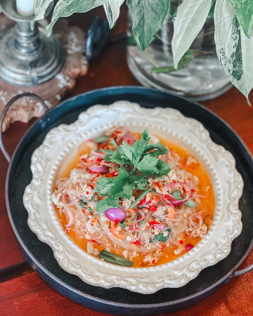 ยำวุ้นเส้นหมูสับ