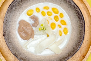 แปะก๊วยมะพร้าวอ่อน เผือกกวน