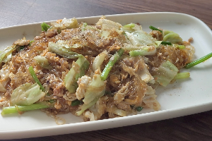 วุ้นเส้นผัดไข่