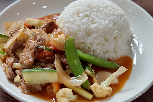 ผัดเปรี้ยวหวาน
