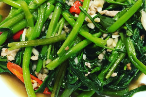 ผัดผักบุ้ง (Pad Pak Boong)