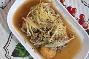 กุ้ยช่ายขาว