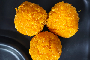 ชีสบอล / Cheese Ball