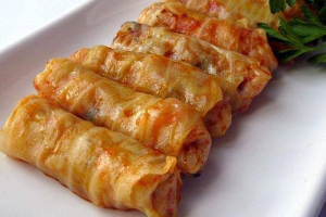Stuffed Cabbage Rolls w/Beef