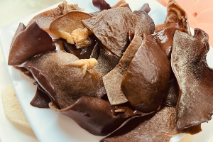 เห็ดหูหนูดำ 木耳 Black jelly Mushroom