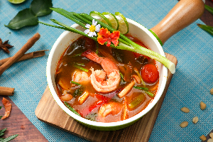 Tom Yum Goong Sod