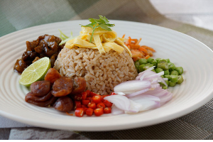ข้าวคลุกกะปิ 	បាយ​ឆាកាពិ	Kapi Fried Rice