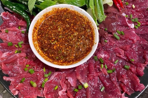 ซอยจุ๊เนื้อ សយជូសាច់គោ Soi Ju Beef