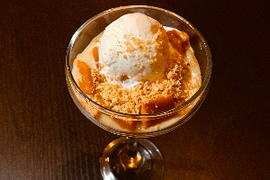 Pudding Thai Tea with Ice cream