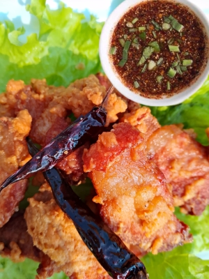 สวรรค์หมูทอด